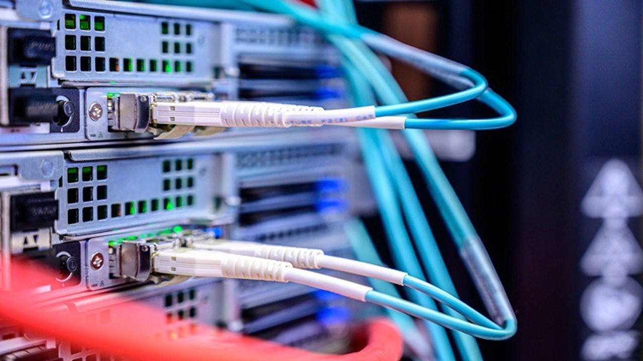 IT network cabling I Fiber optics Course